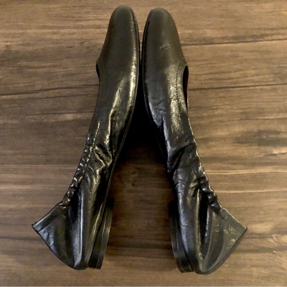 Vionic Alexa Black Leather Slip On Elastic Topline Ballet Flats - Picture 8 of 12